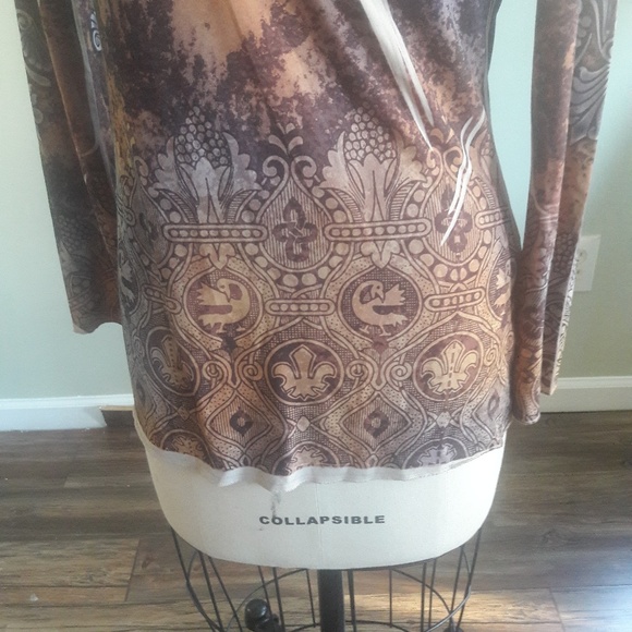 Top - Picture 3 of 6